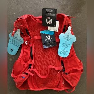 Salomon Runners Vest with backpack